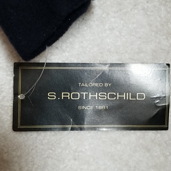 Coat - Picture 8 of 8